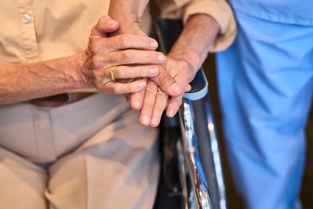 24-Stunden-Pflege: Welche Aufgaben gehören dazu – und welche nicht?